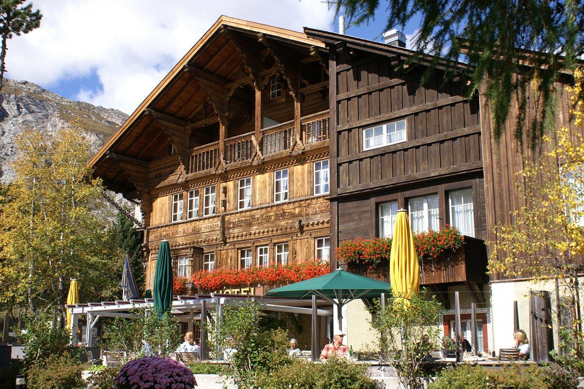 Schweizerhaus Swiss Quality Hotel Maloja Exterior photo